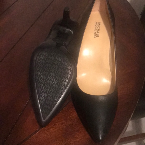 Black leather 3 inch heels - Picture 3 of 4